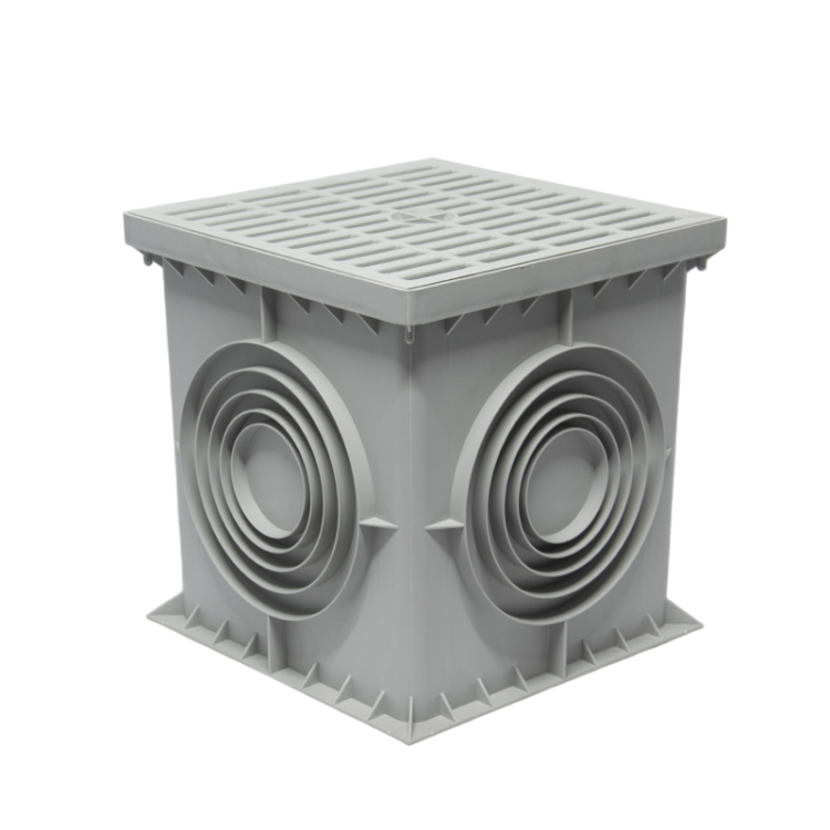 Studnia 400x400 z kratą PVC