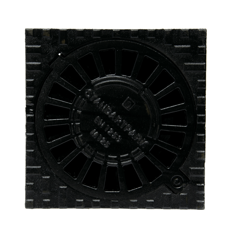 Żeliwny wpust posadzkowy 300x300mm