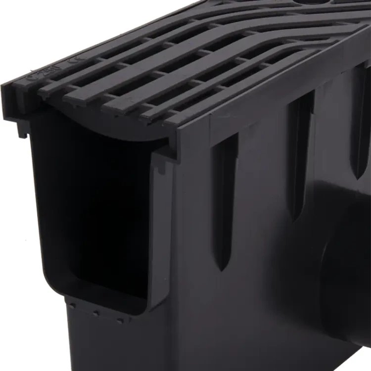 Studzienka zbiorcza 148 z kratą żeliwną C 250