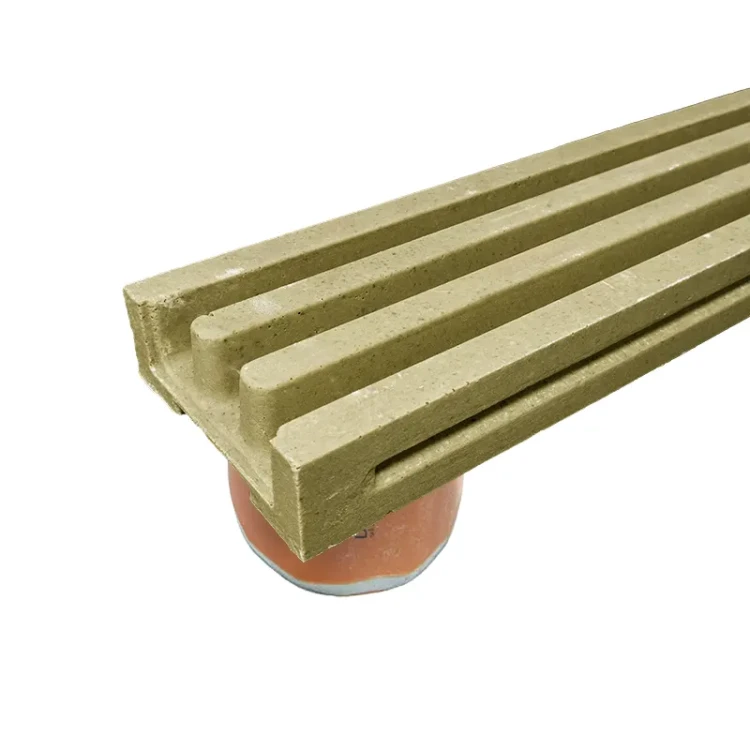 Kanał grzebieniowy z króćcem 0,5m